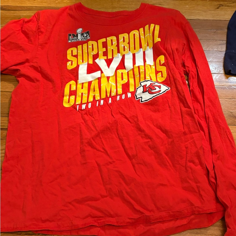Fanatics Red T-Shirt